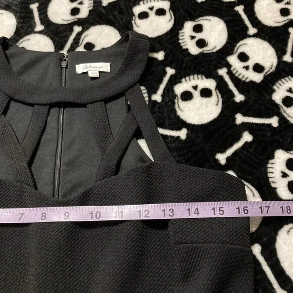 REITMAN'S Vintage black cut out design neckline fit & flare dress ~ SMALL MEDIUM - Picture 7 of 14